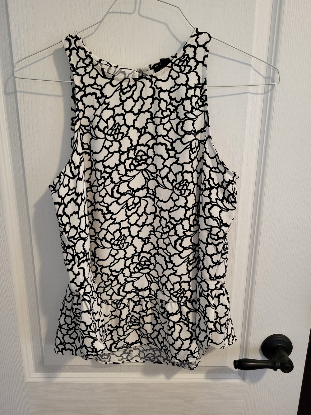 Ann Taylor Black and White Floral Peplum Shell Top